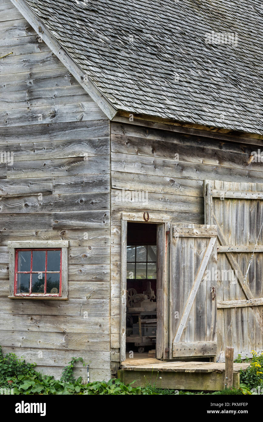 Rustic wooden barn, West Tisbury, Martha's Vineyard, Massachusetts, USA. Stock Photo