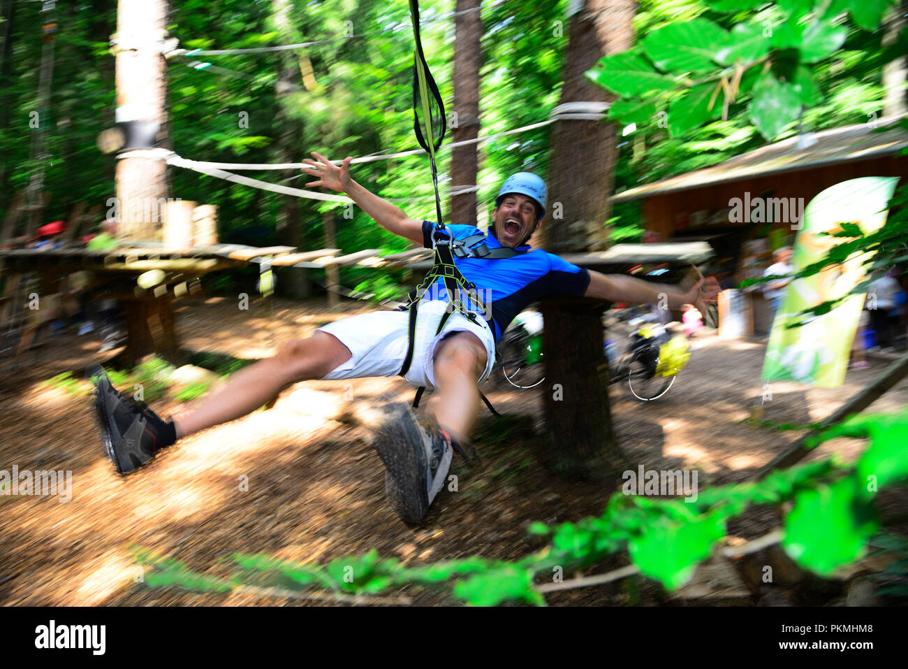 Zipline hires stock photography and images Alamy