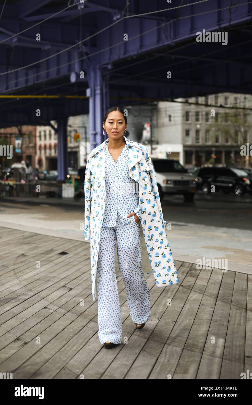 Blogger Aimee Song posing on the street outside of the Michael Kors show during New York Fashion Week - Sept 12, 2018 - Runway Manhattan ***For Editorial Use Only*** | usage worldwide Stock Photo - Alamy