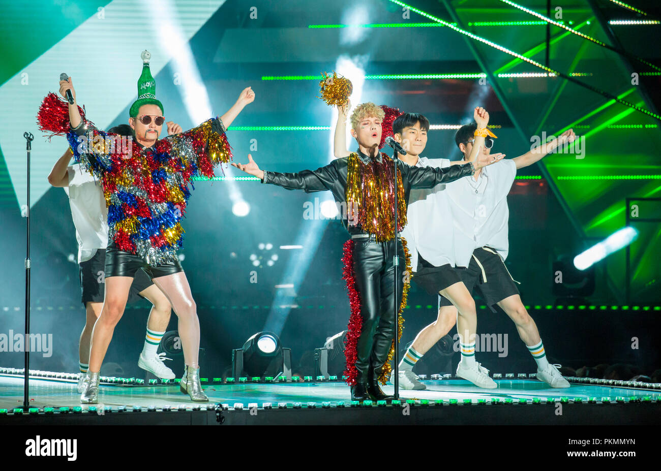2PM WORLD TOUR IN SEOUL 『GO CRAZY』 thisisdynamic.com