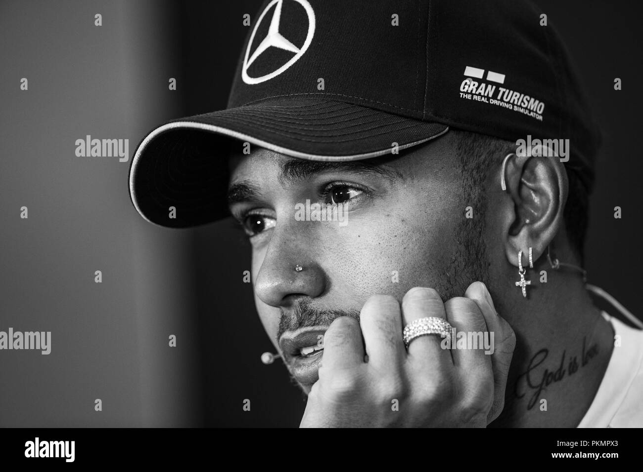 lewis hamilton 44 hat
