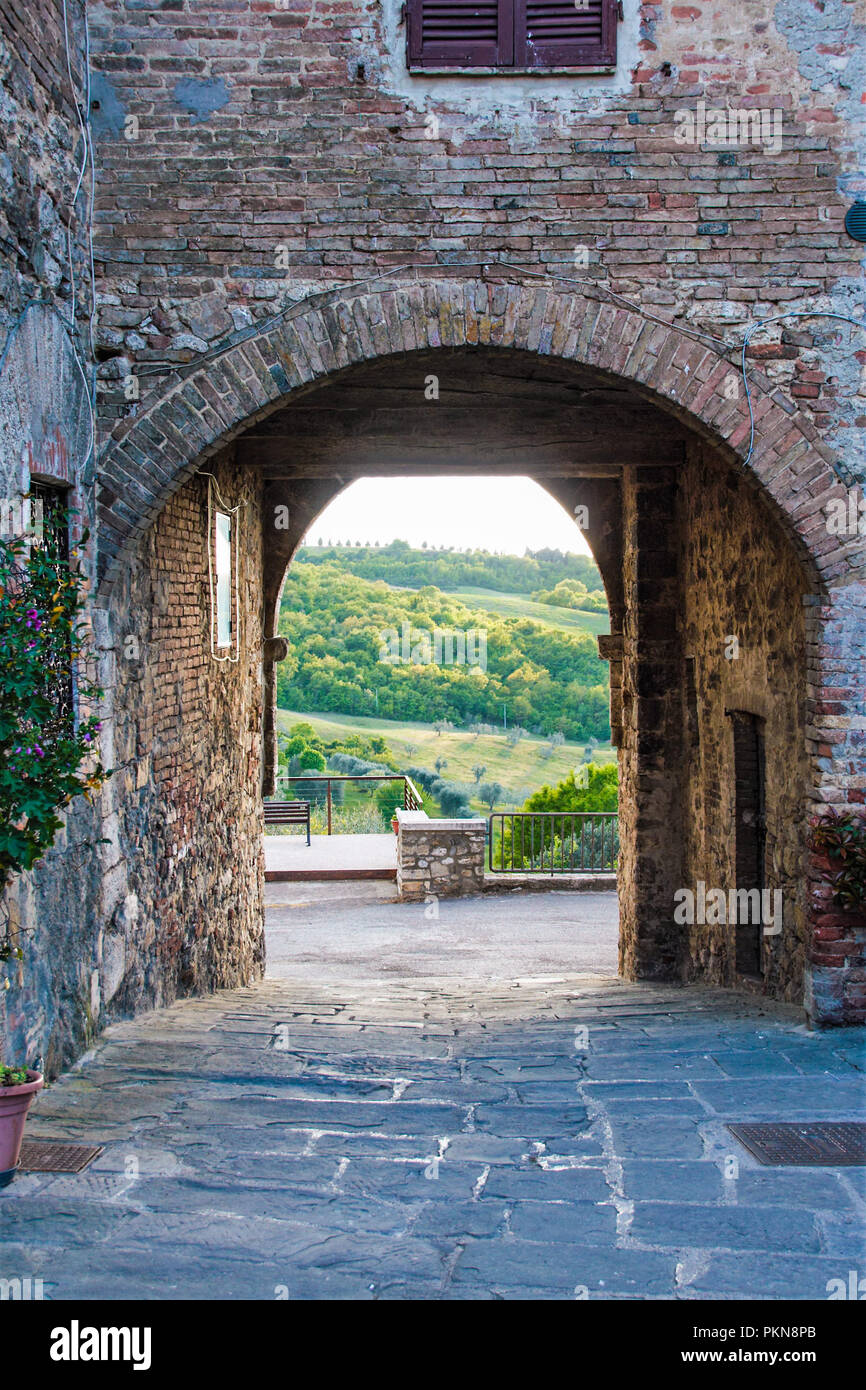 the old town of Castiglione d'Orcia in Val d'Orcia, Tuscany Stock Photo ...