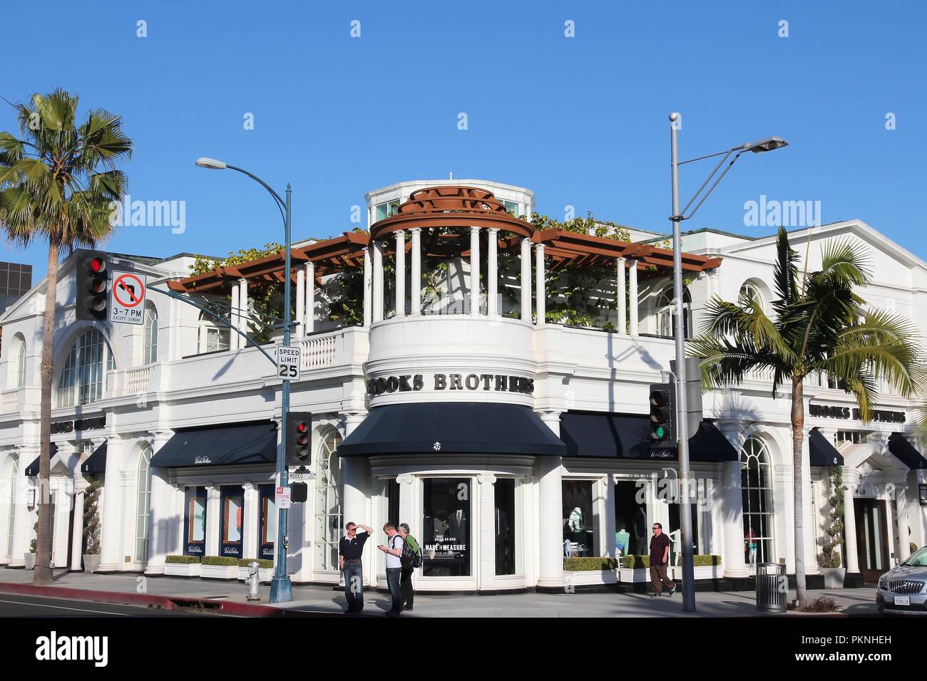 LOS ANGELES, USA - APRIL 5, 2014: People walk by Brooks Brothers store in  Beverly Hills. Brooks Brothers is one of oldest clothes store chains in the  Stock Photo - Alamy