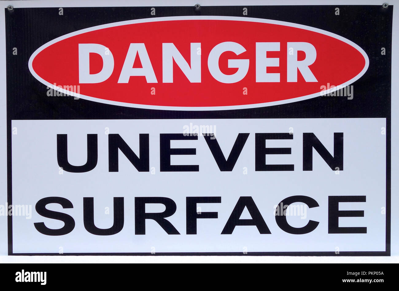 Uneven surface warning sign hires stock photography and images Alamy