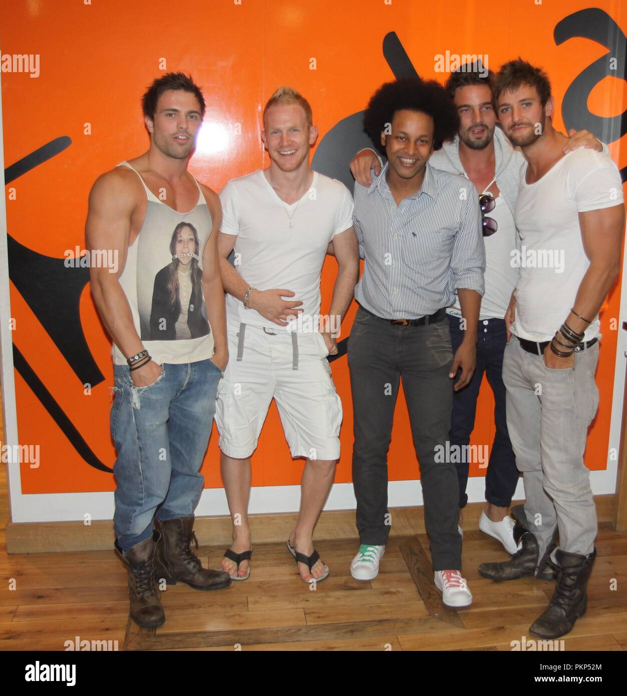 LIVERPOOL,UK STARS OF BIG BROTHER PAST AND PRESENT ARRIVE AT HOOKA IN ...