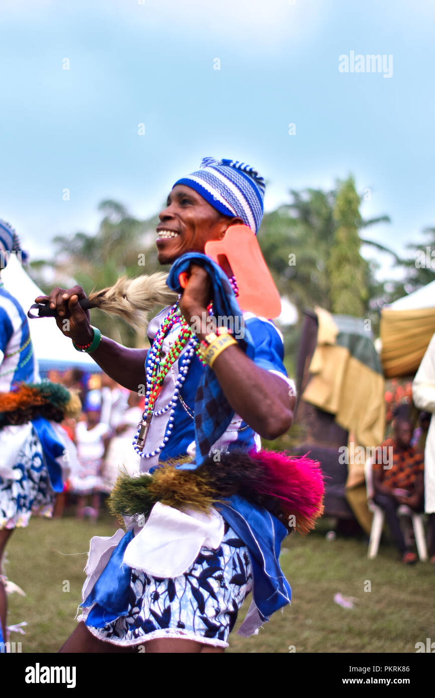 Efik traditional costume hi res stock photography and images Alamy