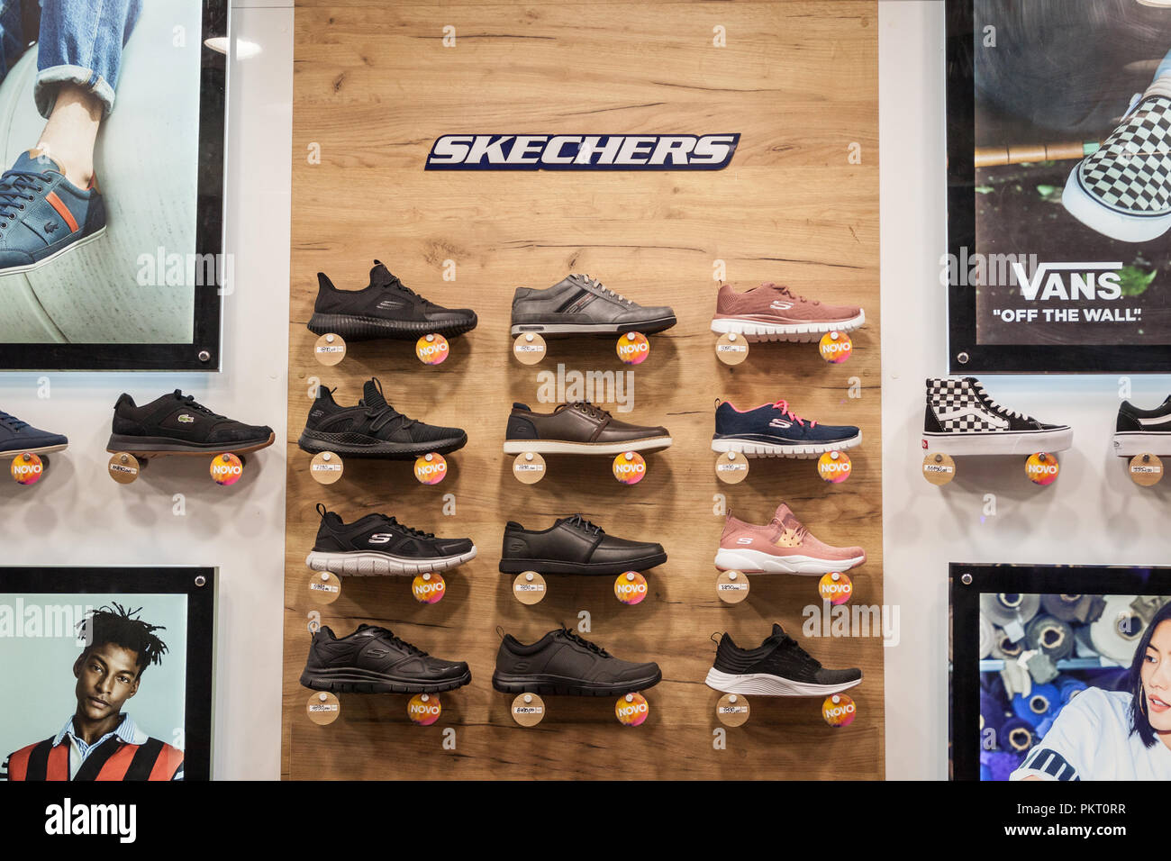 BELGRADE, SERBIA - SEPTEMBER 2, 2018: Skechers logo and sneakers on display  in the window of their main retailer in Belgrade. Skechers is an American  Stock Photo - Alamy