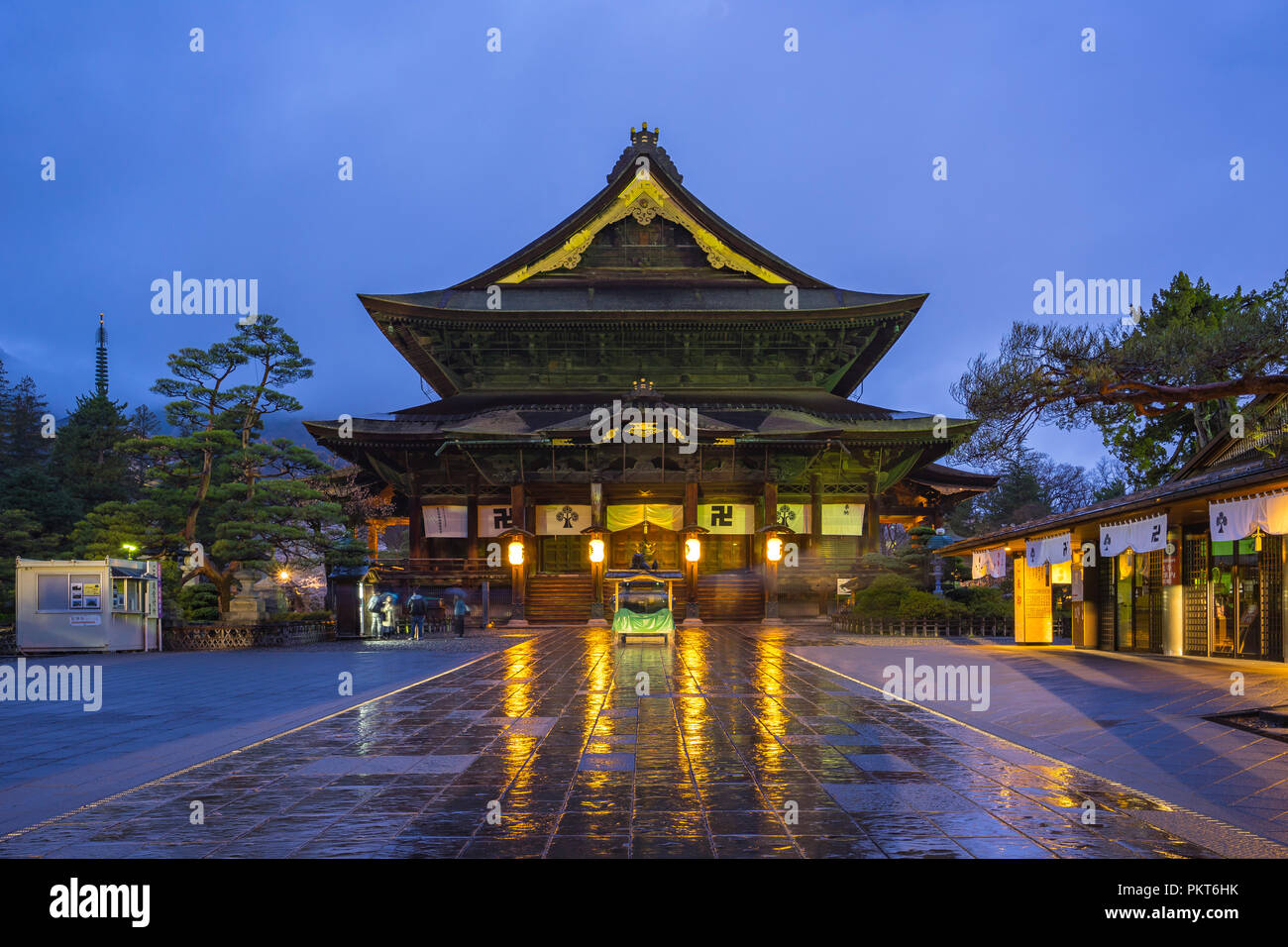 Zenkoji buddhist temple in Nagano, Japan Stock Photo - Alamy