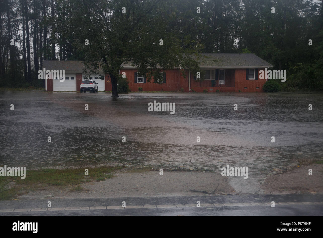 Vanceboro, NC, USA. 14th Sep, 2018. Heavy rain from Hurricane Florence