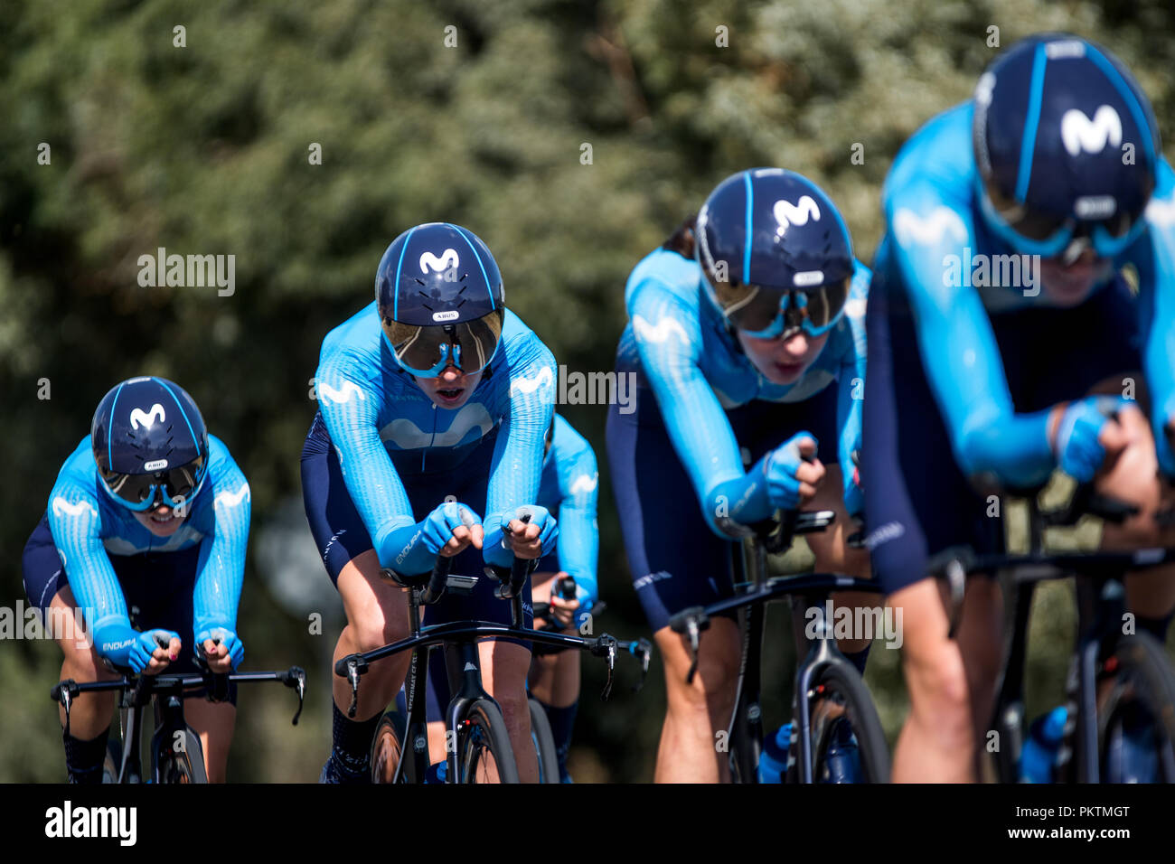 movistar women's cycling team