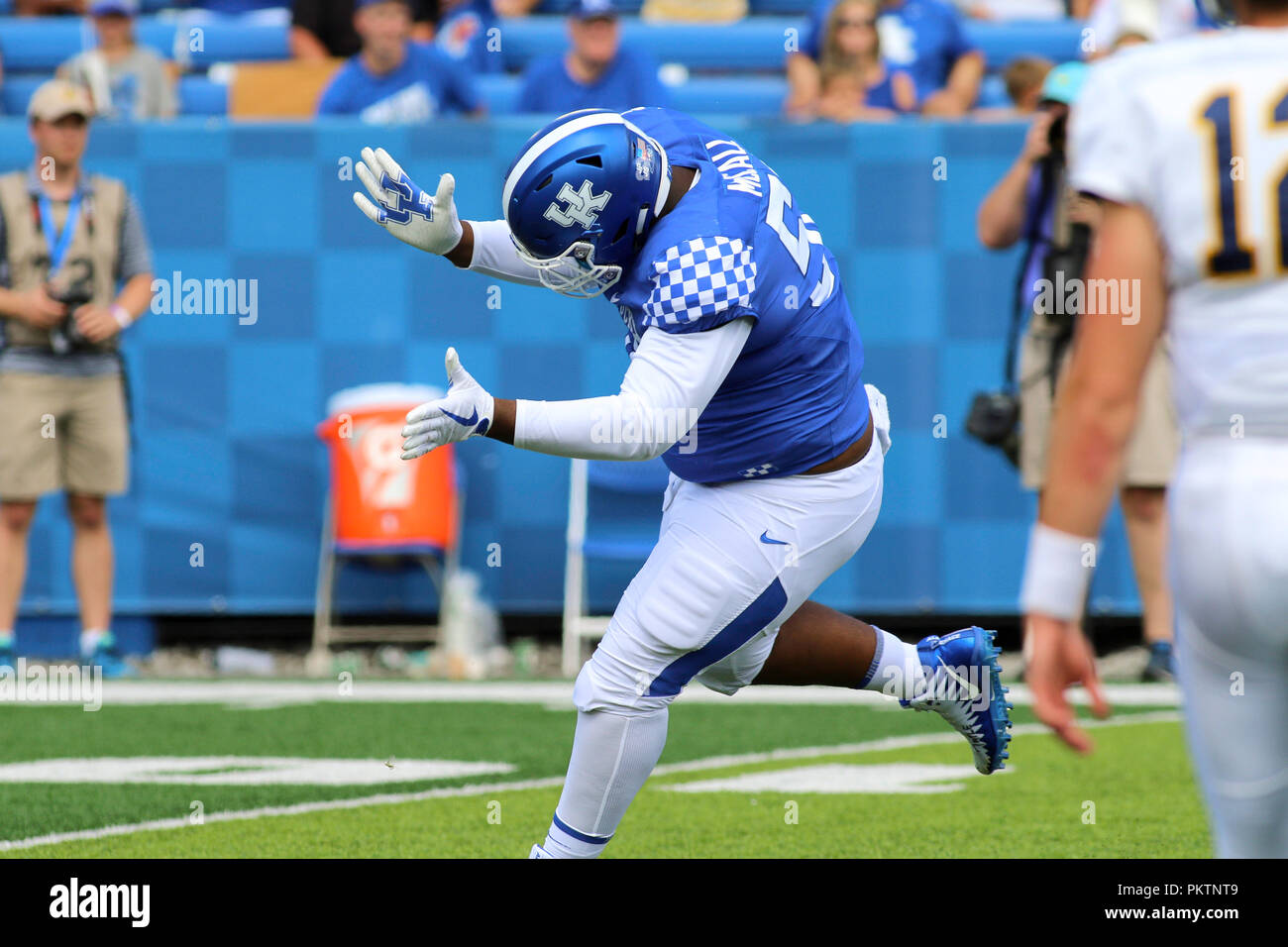 Marquan McCall to play in 2022 Shrine Bowl: UK Football News - A Sea Of Blue