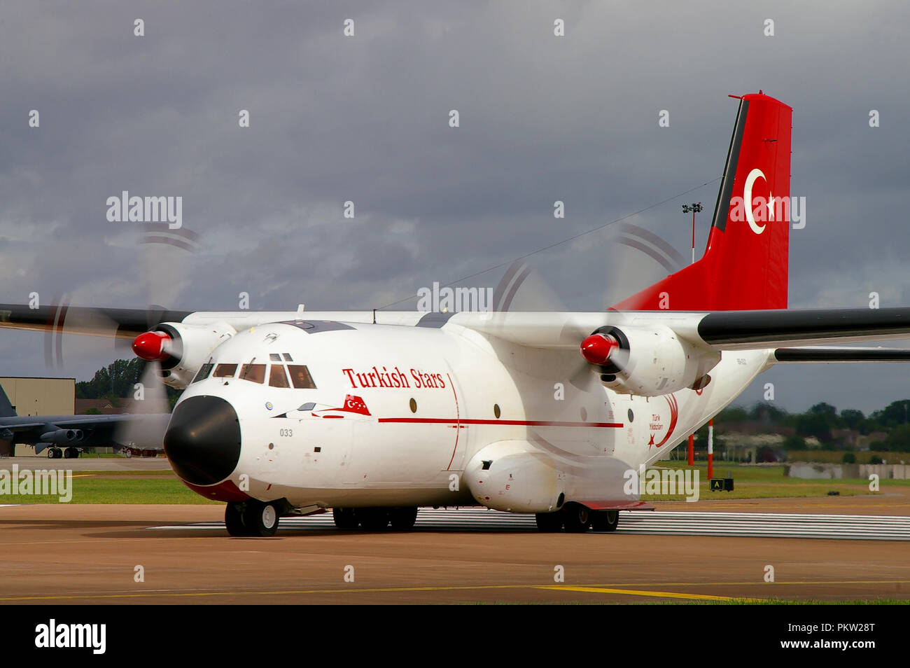C 160 hi-res stock photography and images - Alamy