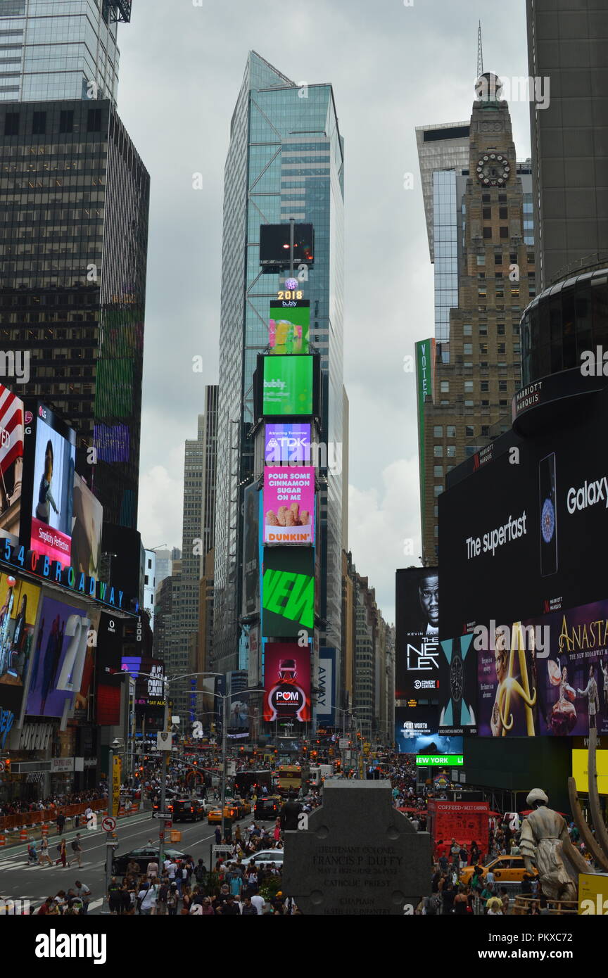 Times Square New York Stock Photo Alamy times-square-new-york-stock-photo-alamy