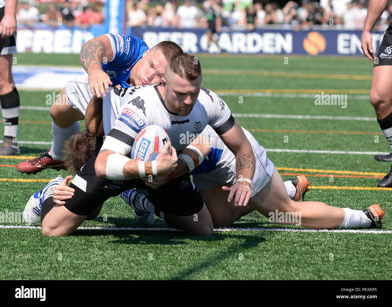 Lamport Stadium, Toronto, Ontario, Canada, 15th September 2018.   Adam Sidlow of Toronto Wolfpack on the attack against Toulouse Olympique during Toronto Wolfpack v Toulouse Olympique in the Super 8's The Qualifiers.   Credit: Touchlinepics/Alamy Live News Stock Photo