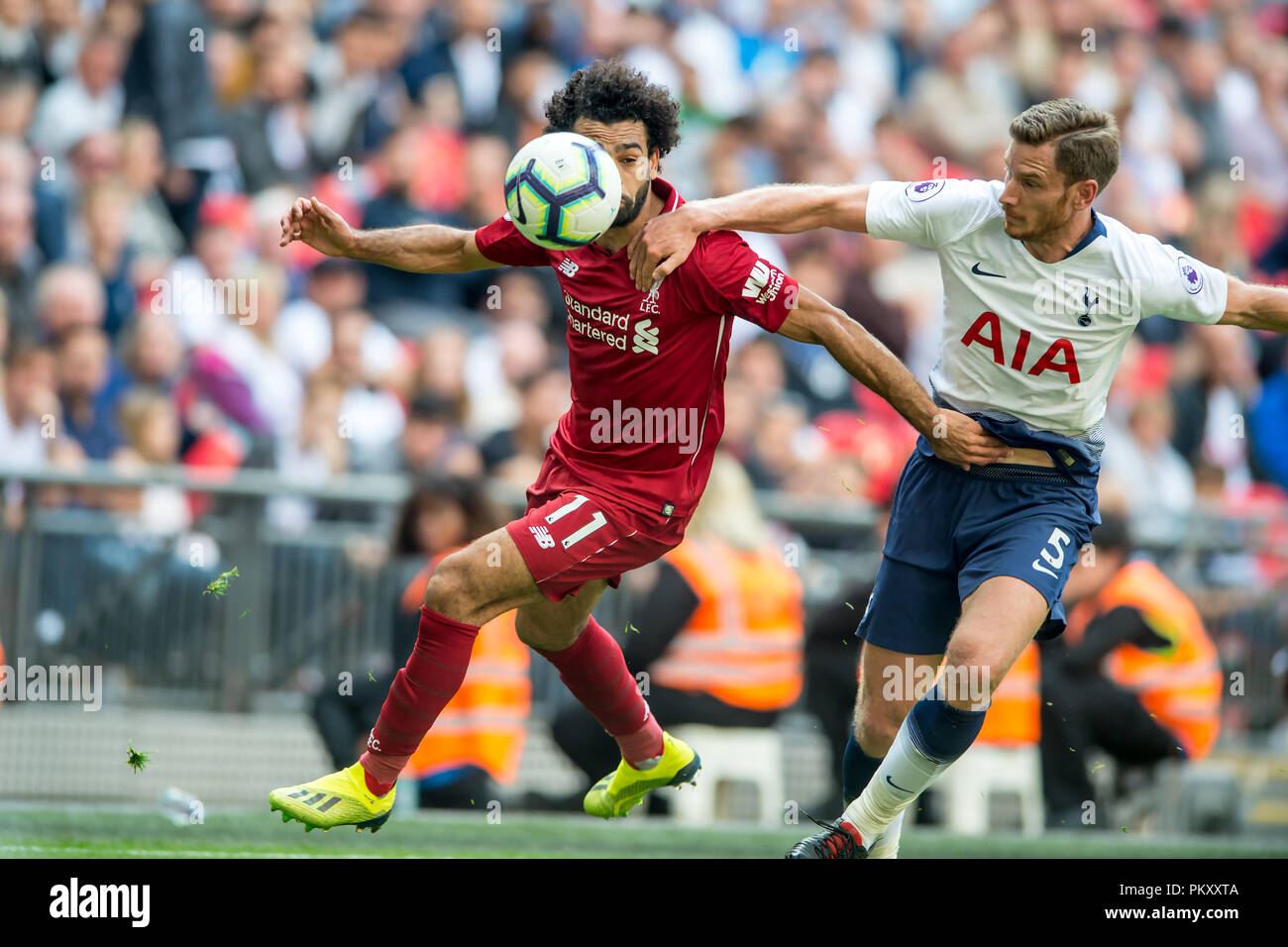London, UK. 15th Sep 2018. Mohamed Salah of Liverpool and Jan Vertonghen of Tottenham Hotspur during the Premier League match between Tottenham Hotspur and Liverpool at Wembley Stadium, London, England on 15 September 2018. Editorial use only, license required for commercial use. No use in betting, games or a single club/league/player publications. Credit: THX Images/Alamy Live News Stock Photo