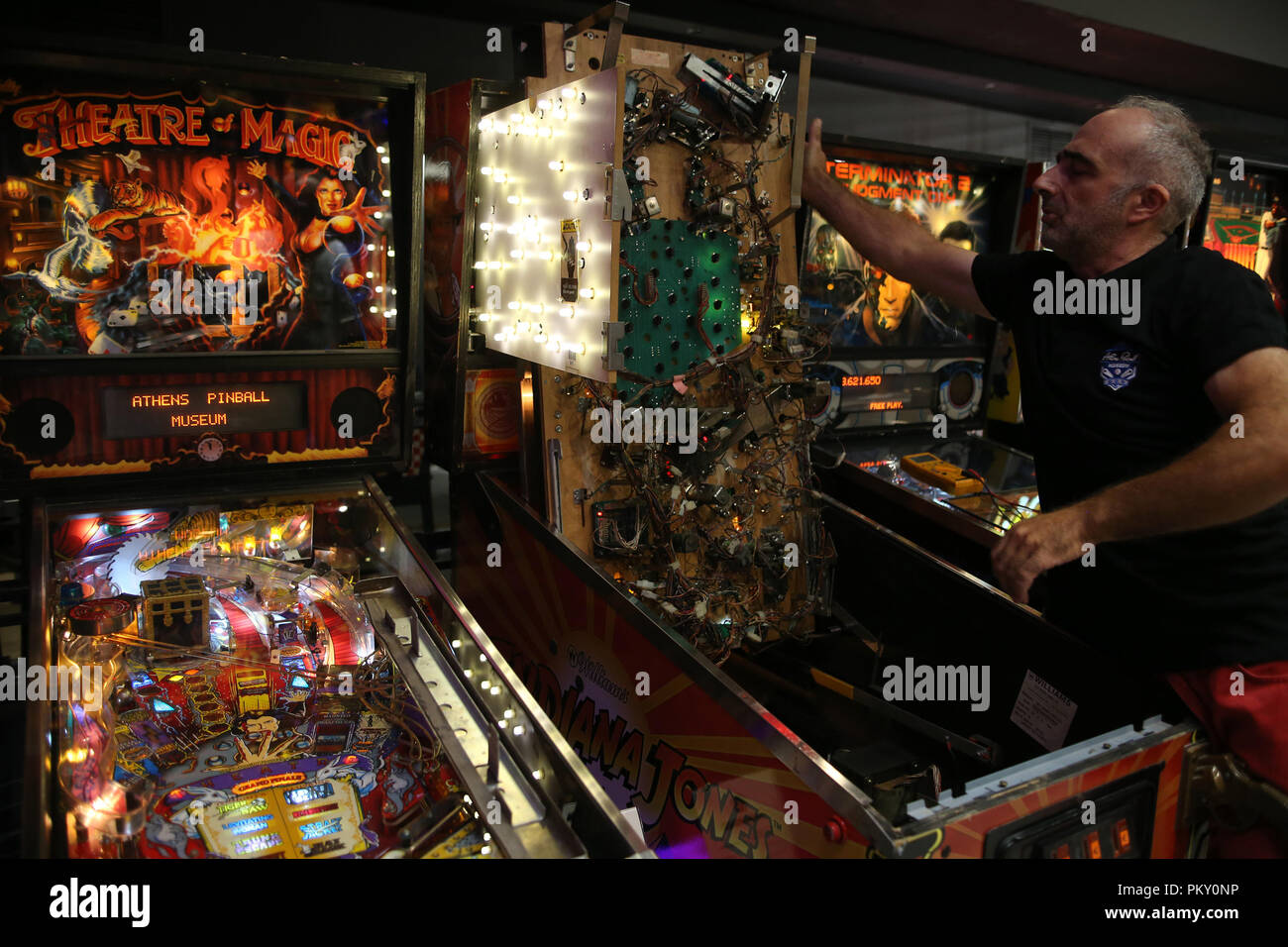 The “Olympia Pinball Museum” is now open to the public – The