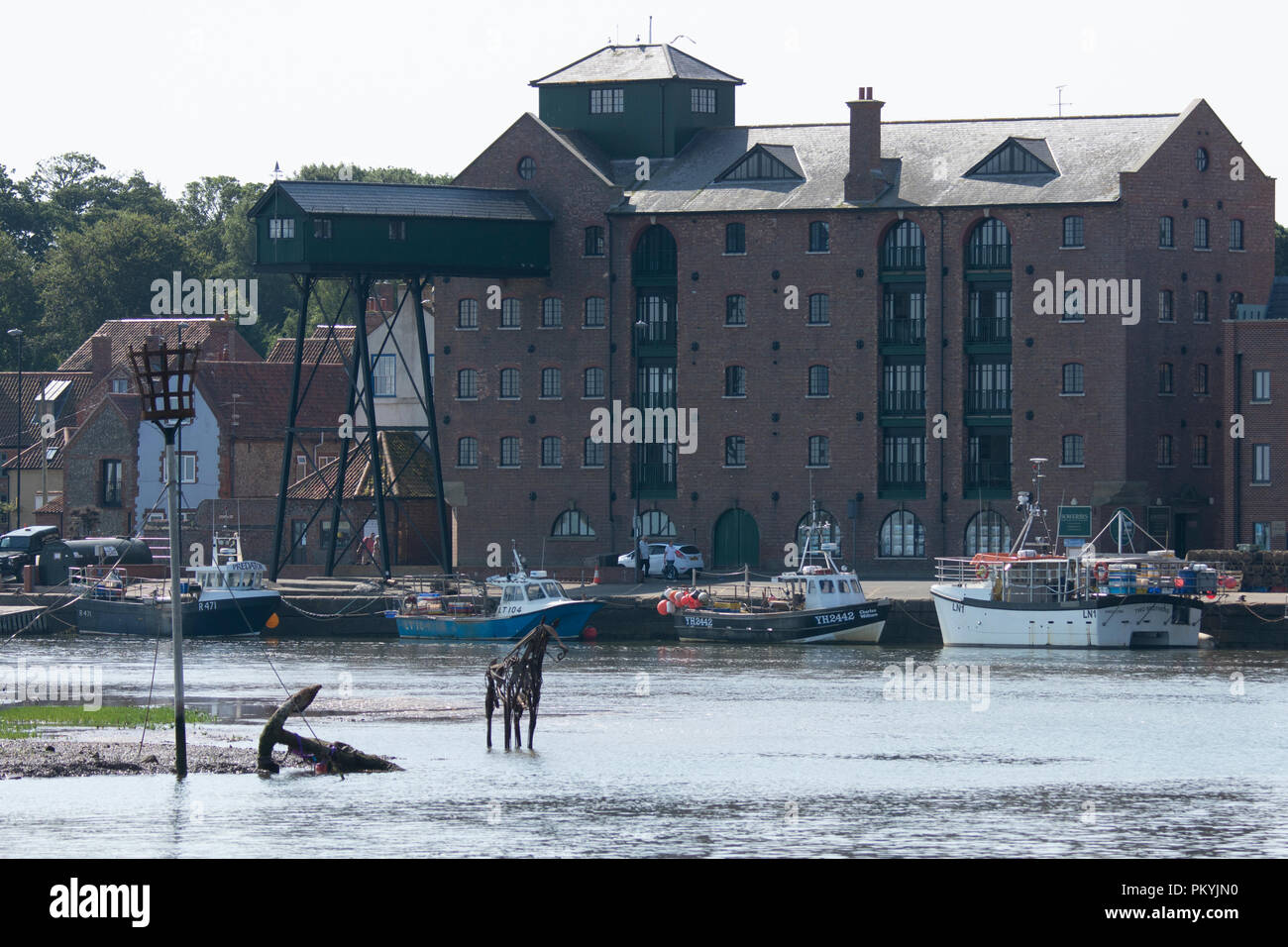 The Lifeboat Horse sculpture by Rachael Long in WellsNextTheSea harbour Stock Photo Alamy