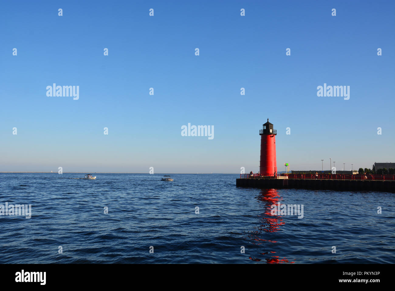 Water head pier hi-res stock photography and images - Alamy