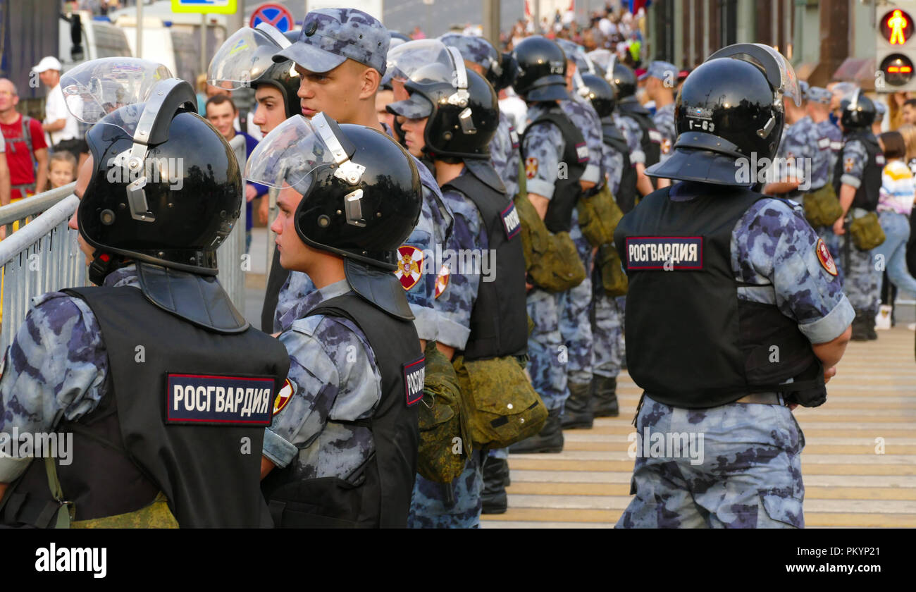 rosgardia troops on the streets of Moscow Stock Photo