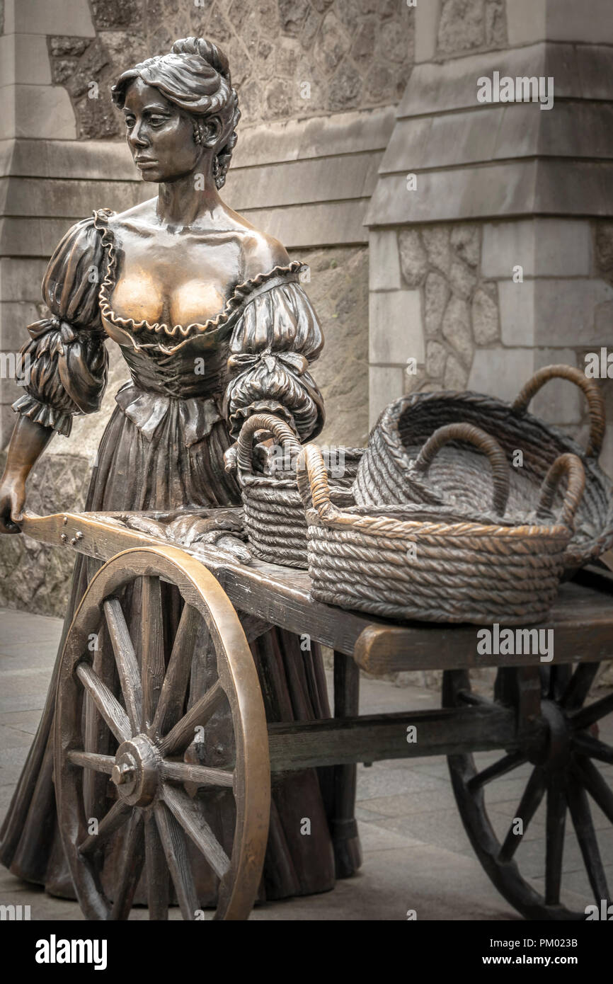 Molly Malone statue, Suffolk Street, Dublin, Ireland, Europe Stock