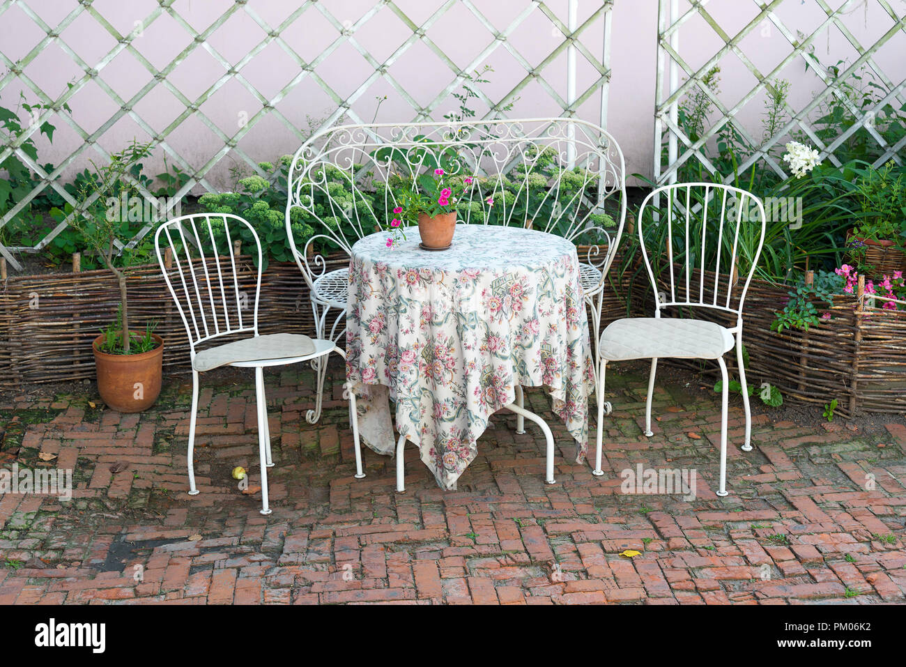 Classic Furniture Metal Table Chairs In The Summer Park In Good