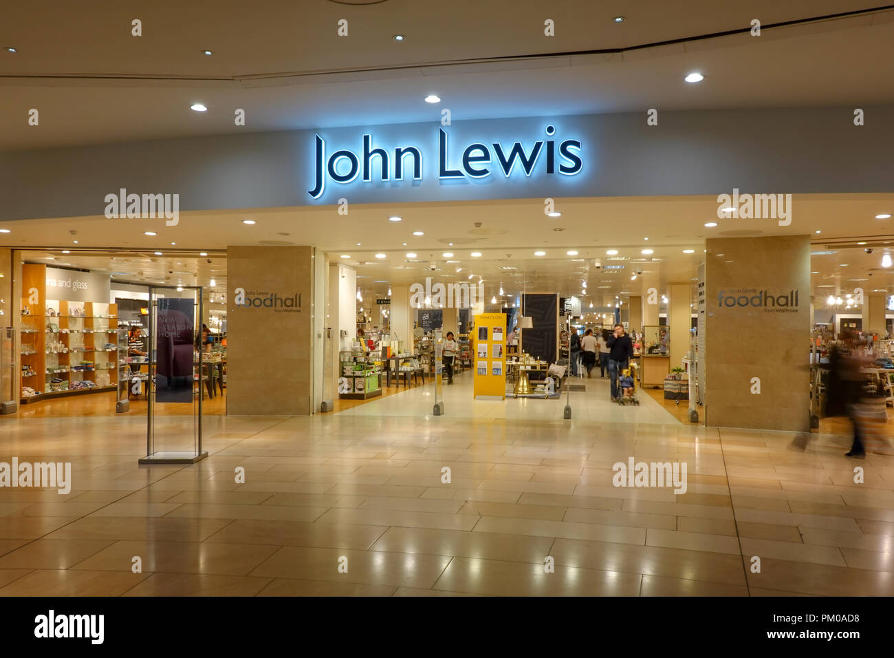 Bluewater shopping centre john lewis hires stock photography and