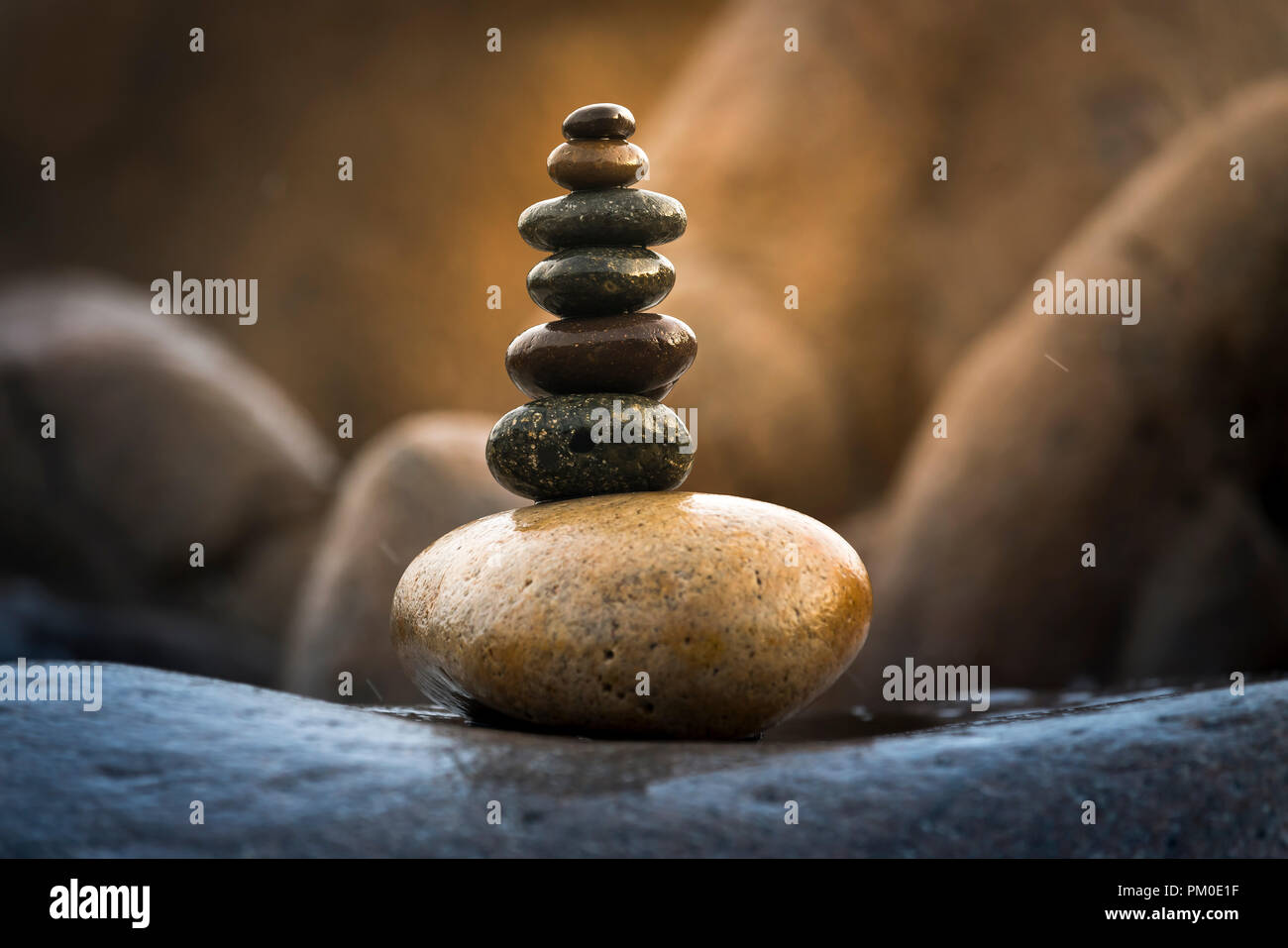 Stones of different size hi-res stock photography and images - Alamy