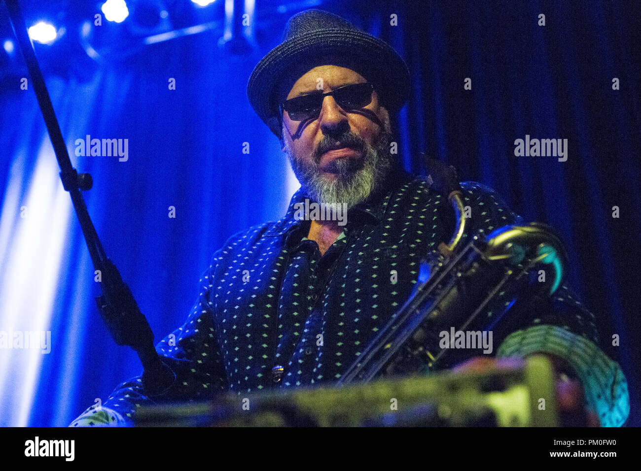 Norway, Oslo - August 30, 2018. The American rock band Los Lobos performs a live concert at Cosmopolite in Oslo. Here musician Steve Berlin is seen live on stage. (Photo credit: Gonzales Photo - Per-Otto Oppi). Stock Photo