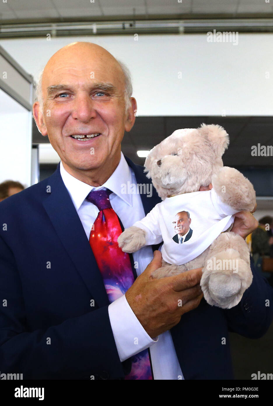 Make your own teddy bear hi res stock photography and images Alamy