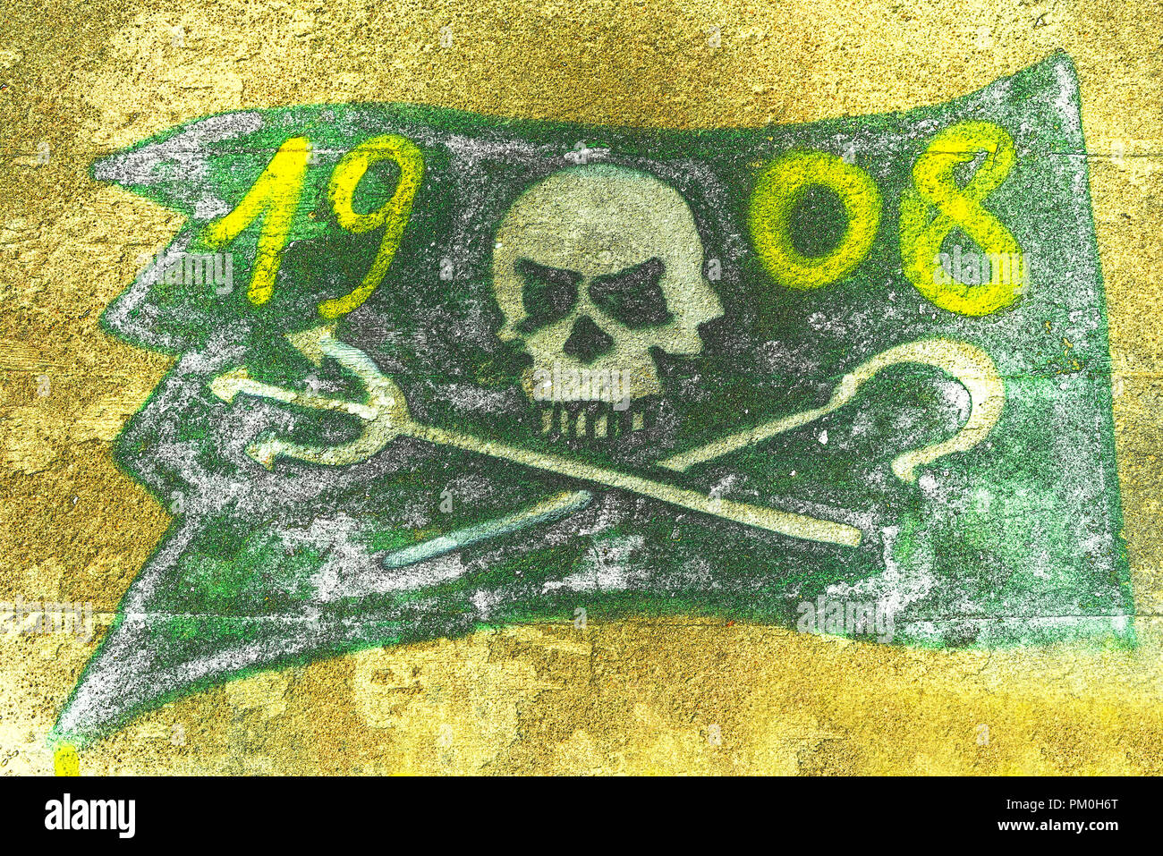 skull and crossbones flag Stock Photo Alamy