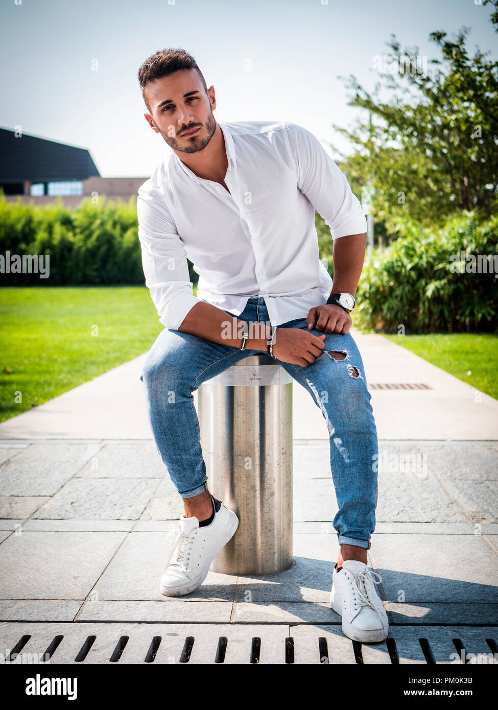 White Shirt And Blue Jeans Style Cheap Online