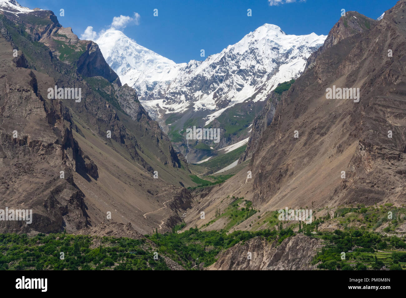 Karimabad, Hunza Valley, Gilgit-Baltistan, Pakistan : Hunza, a mountainous valley in far north Pakistan, bordering with the Wakhan Corridor in Afghani Stock Photo