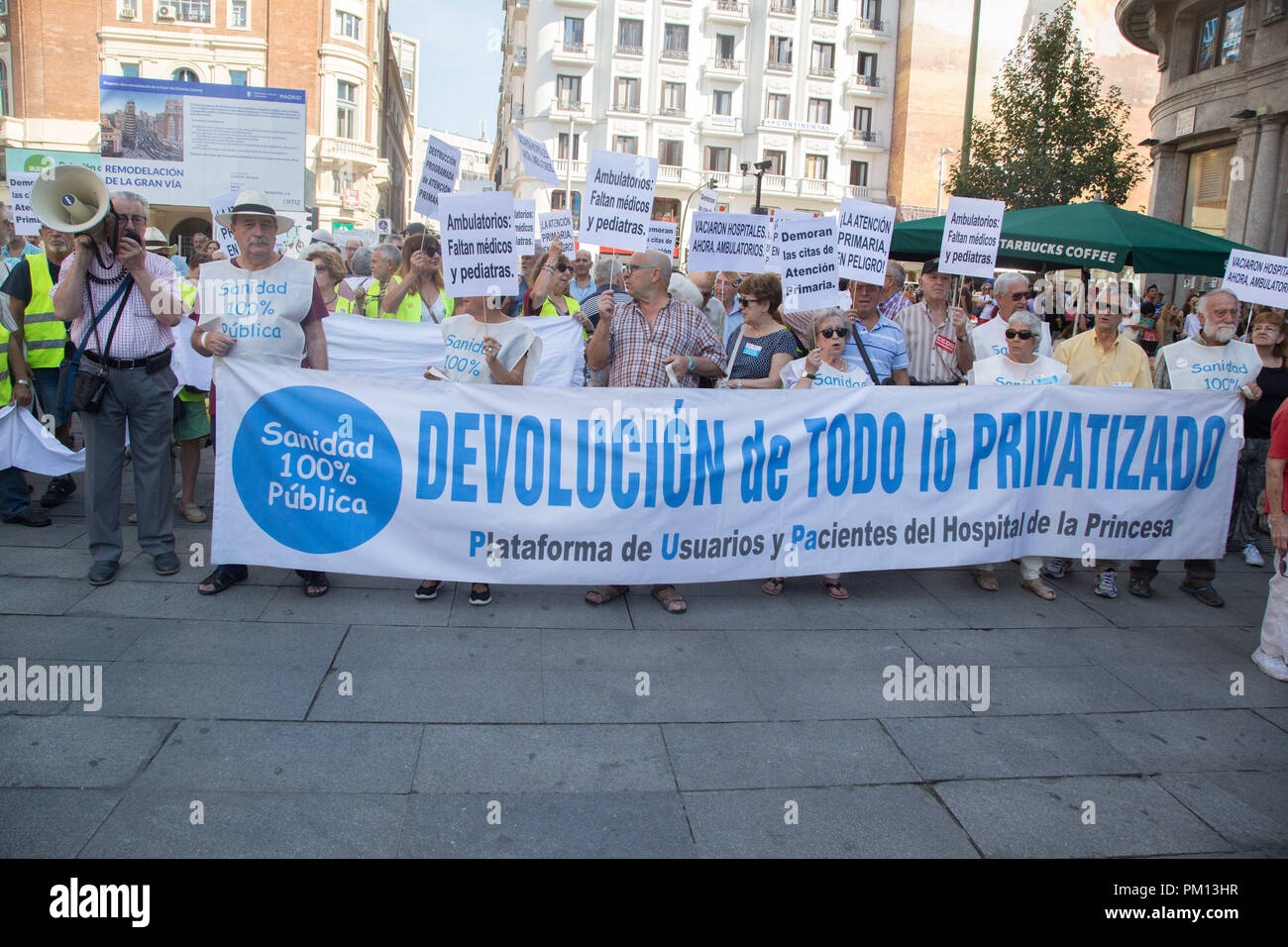 Madrid Spain 16th Sep 2018 Protesters Seen Holding A Banner