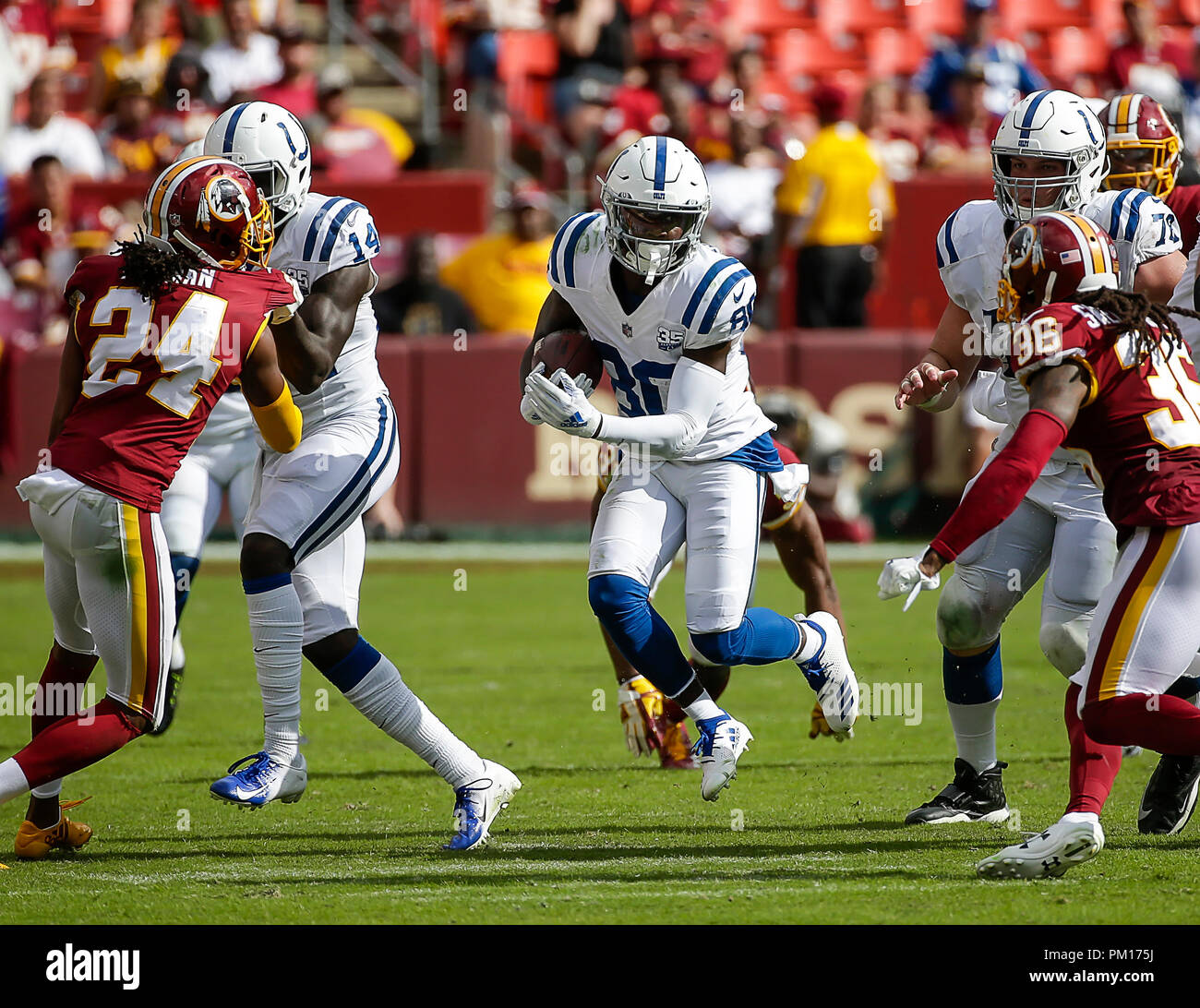 Landover, MD, USA. 16th Sep, 2018. Washington Redskins TE #87 Jeremy  Sprinkle takes the field before a NFL football game between the Washington  Redskins and the Indianapolis Colts at FedEx Field in