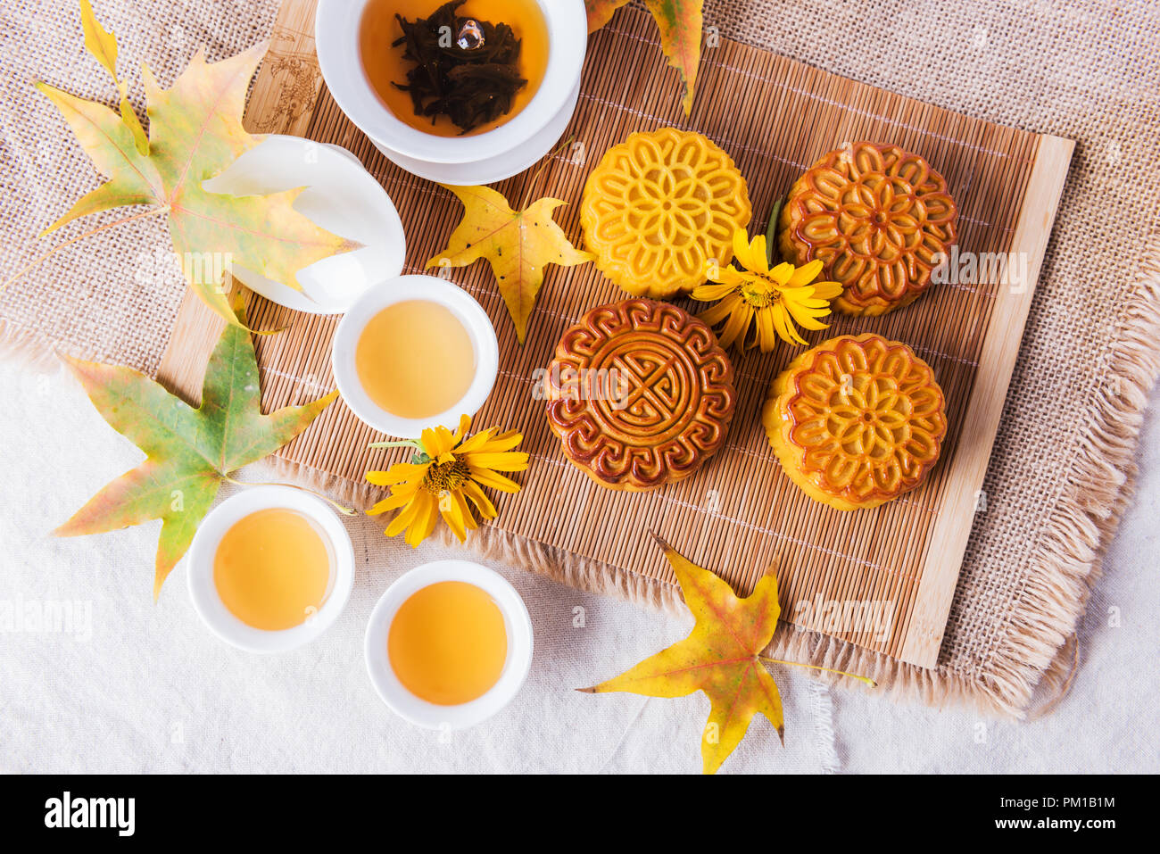 Chinese mid autumn festival hi-res stock photography and images - Alamy