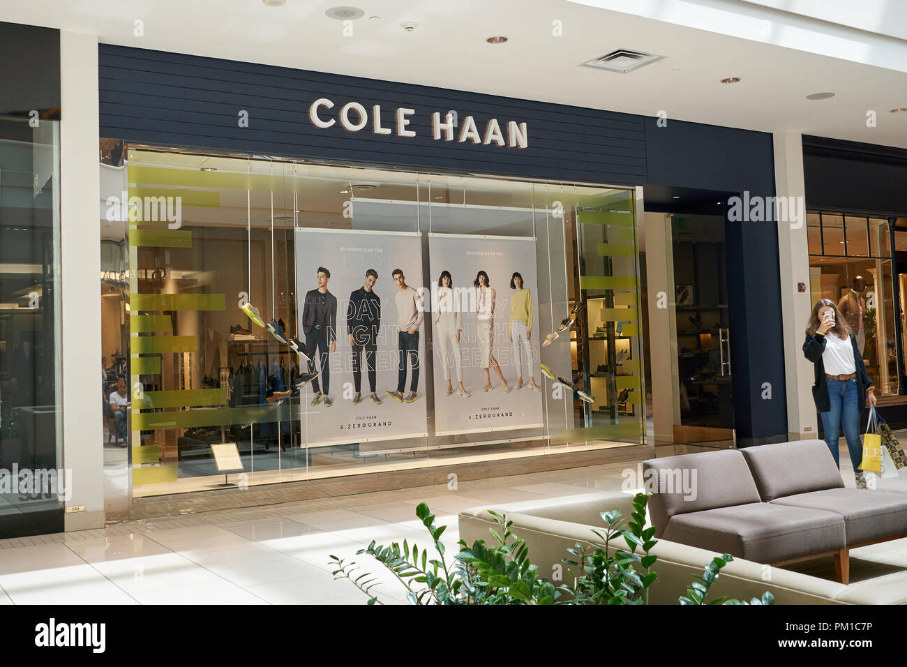 AVENTURA, USA - AUGUST 23, 2018: Cole Haan famous boutique in Aventura  Mall. Cole Haan is a global men's and women's footwear and accessories  brand Stock Photo - Alamy