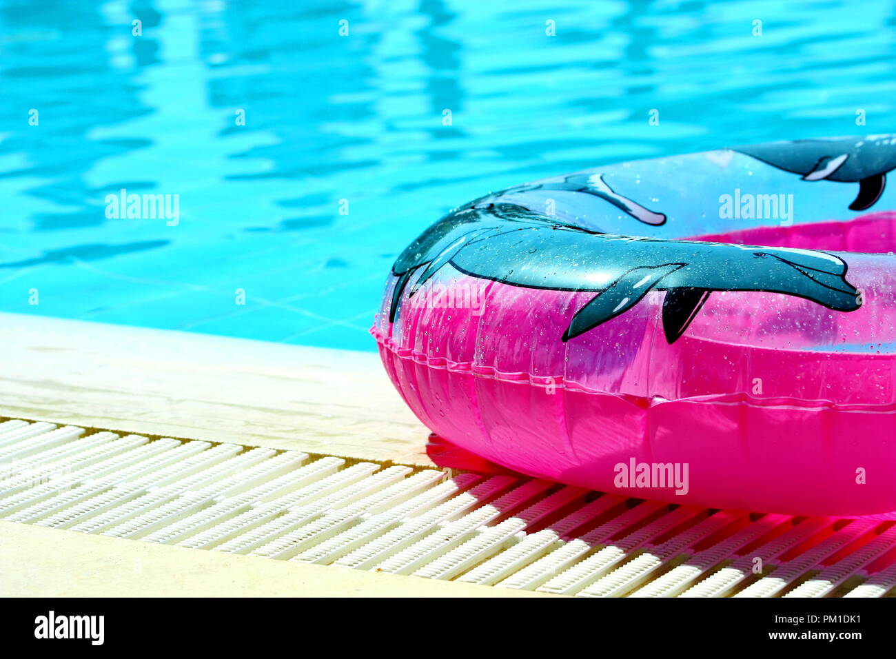 Swimming Ring Inflatable Swimming Pool Float Tube Cute Round Swimming Tube  AU