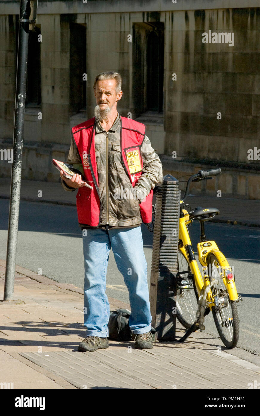 Big Issue vendor Stock Photo