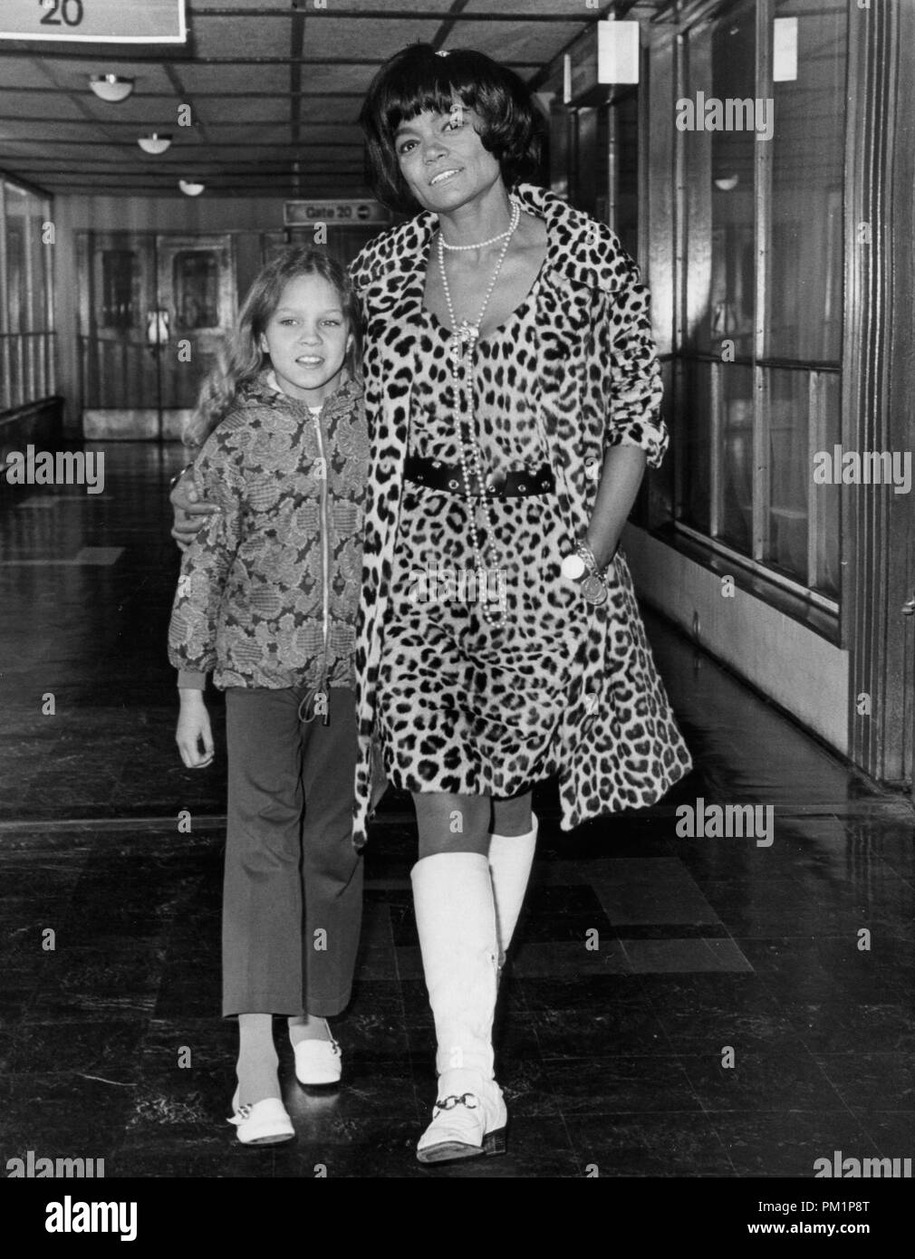 Eartha Kitt with her daughter, Kitt, 1970  © JRC /The Hollywood Archive - All Rights Reserved  File Reference # 1298 005THA Stock Photo