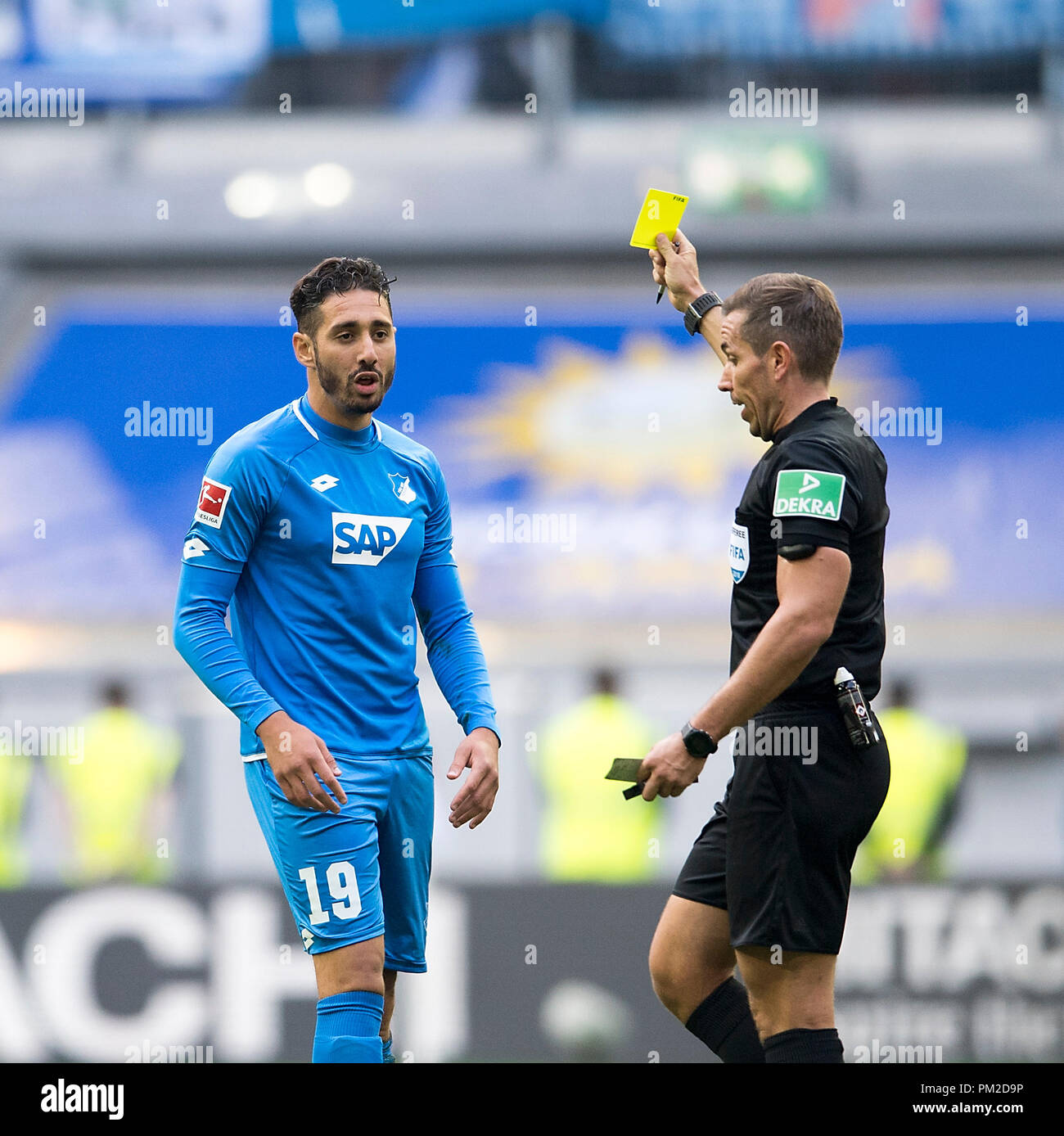 Referee Tobias Stieler R Ishak Belfodil 1899 Shows The Yellow Card Soccer 1 Bundesliga 3 Matchday Fortuna Dusseldorf D Tsg 1899 Hoffenheim 1899 2 1 On 15 09 2018 In Duesseldorf Germany Dfl