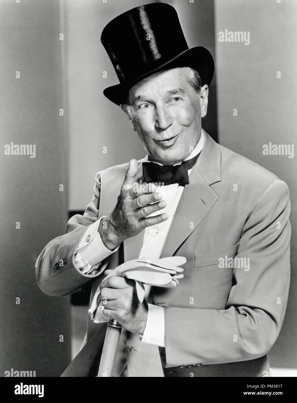 Maurice chevalier hi-res stock photography and images - Alamy