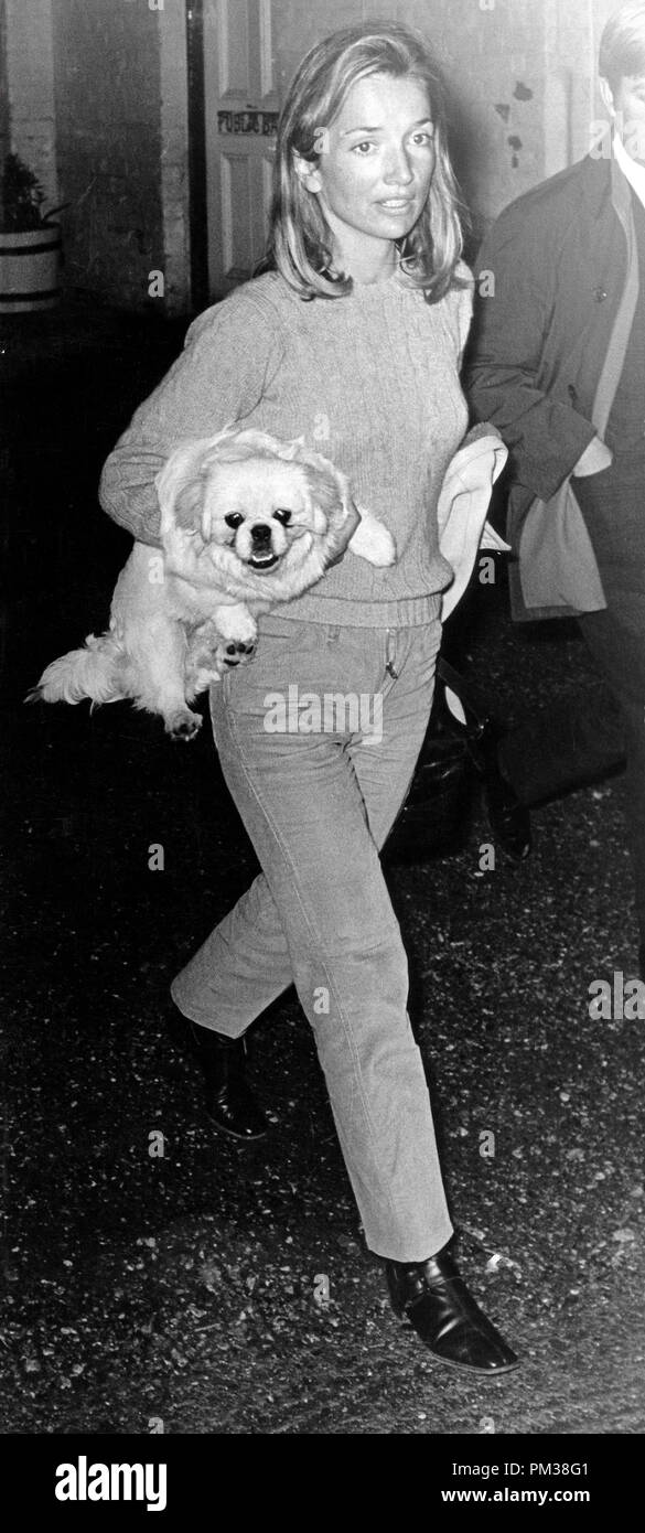 Lee radziwill 1960s hi-res stock photography and images - Alamy