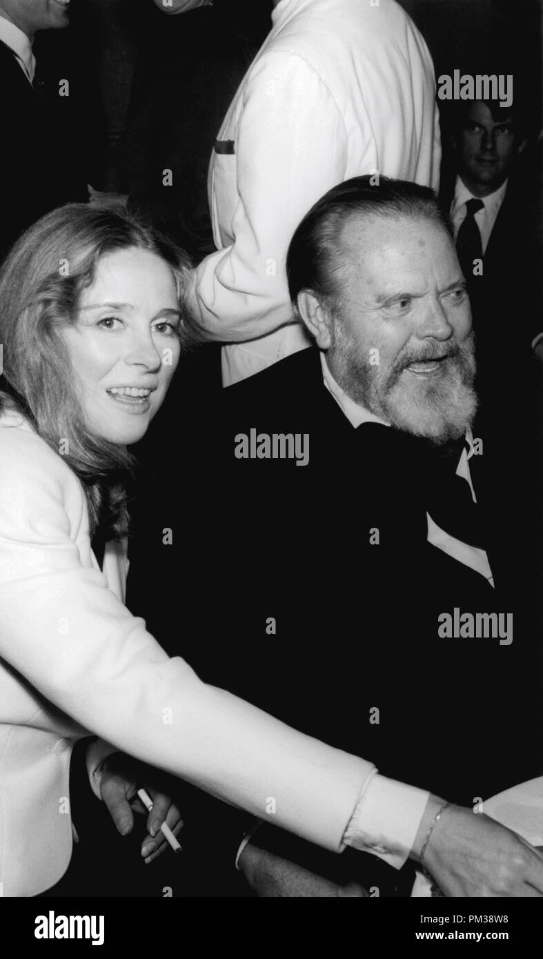 Orson Welles and Joan Hackett, circa 1977.  File Reference # 1245 001THA Stock Photo