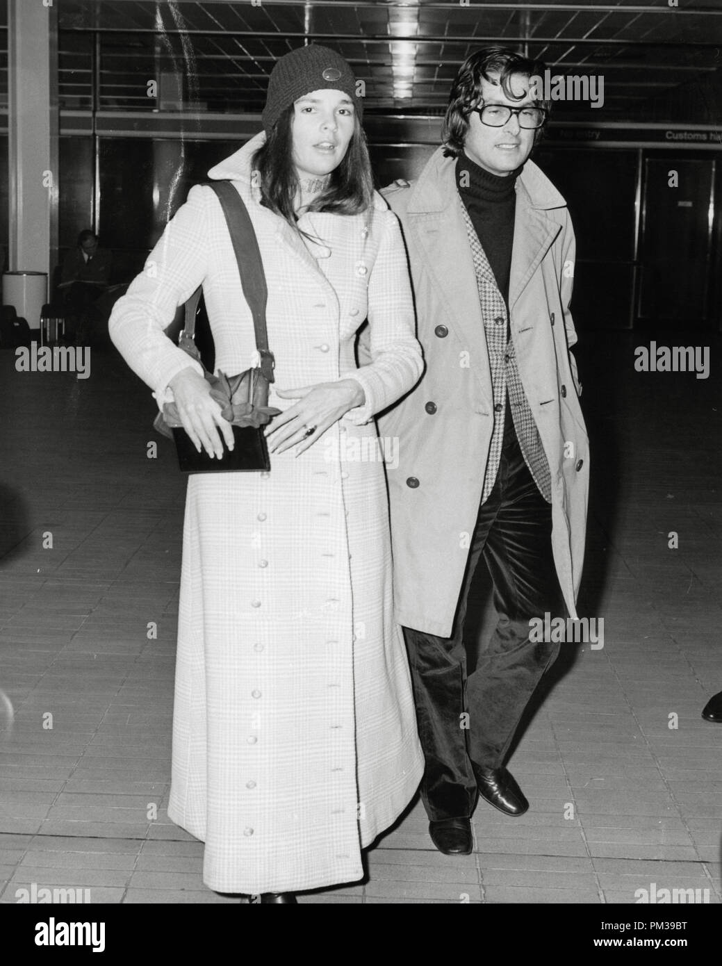 Ali MacGraw and her husband Robert Evans, March 1971    File Reference # 1292 001THA Stock Photo