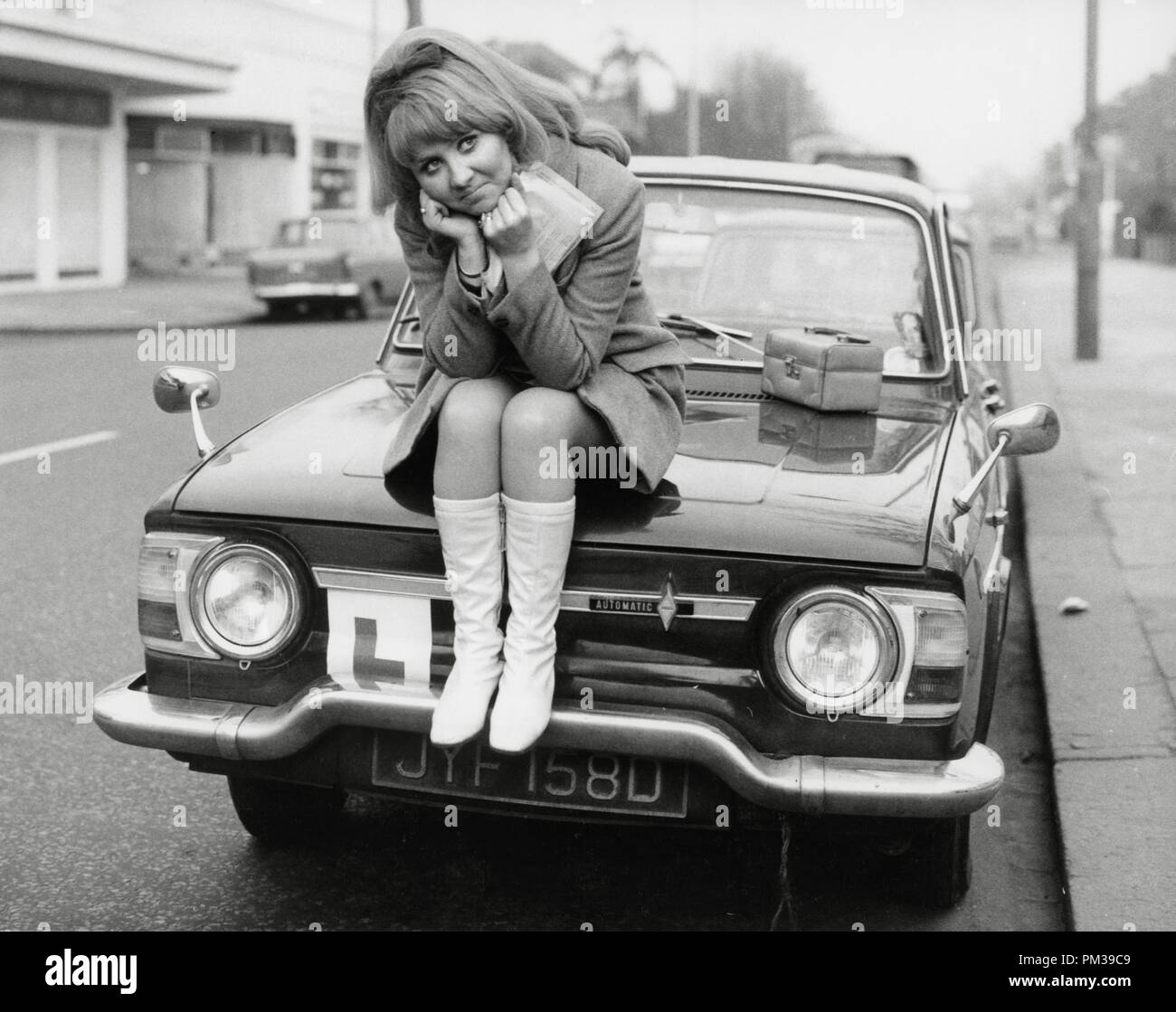 British Pop Singer Lulu, January 1967.    File Reference # 1293 006THA Stock Photo