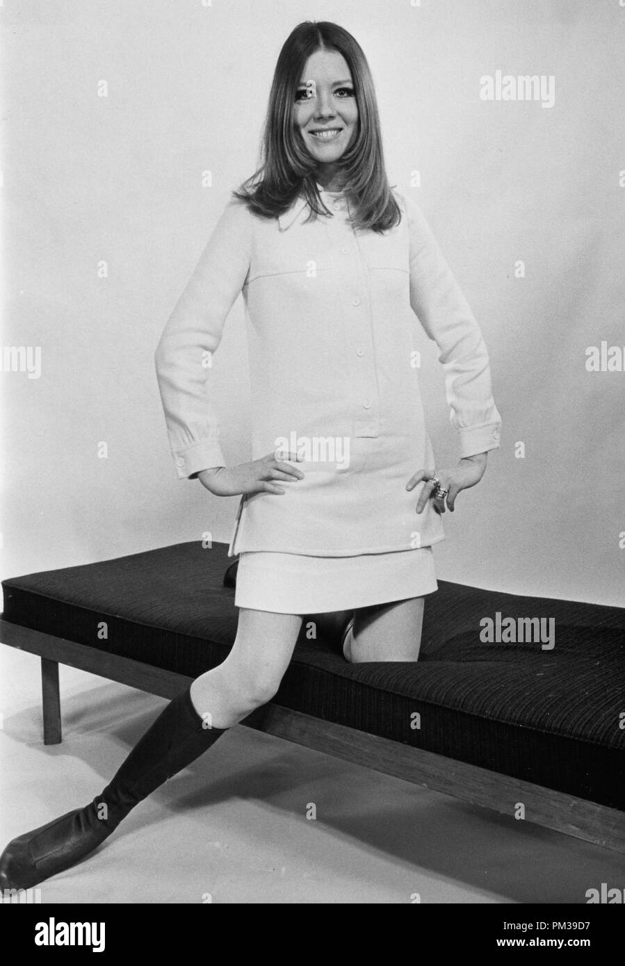 Dianarigg Actress Rip Dress 1969 S Link Bullshft Oh RIP Diana