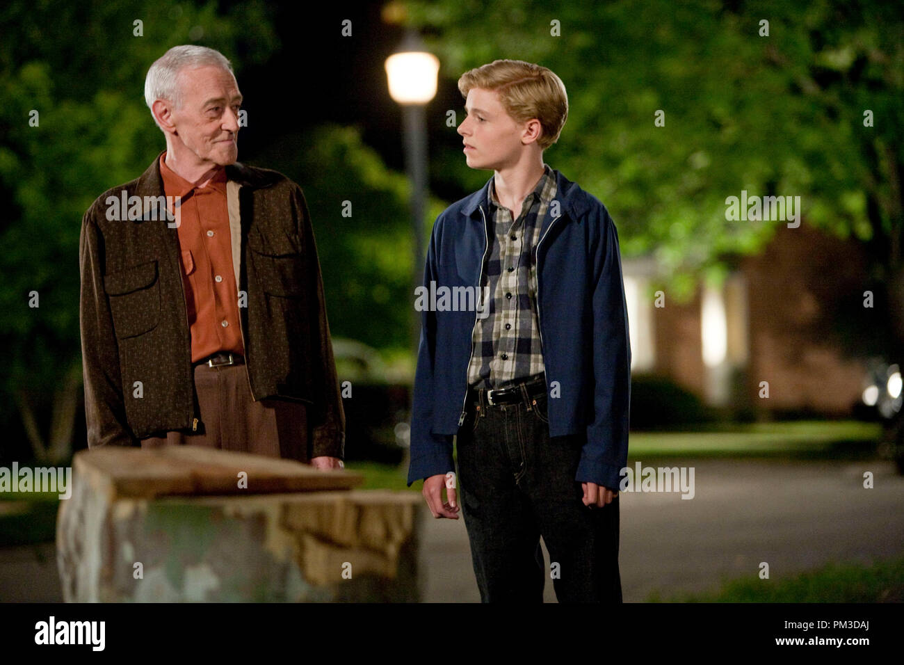 (L-r) JOHN MAHONEY as Chet Duncan and CALLAN McAULIFFE as Bryce Loski in Castle Rock Entertainment’s coming-of-age romantic comedy “FLIPPED,” a Warner Bros. Pictures release. Stock Photo