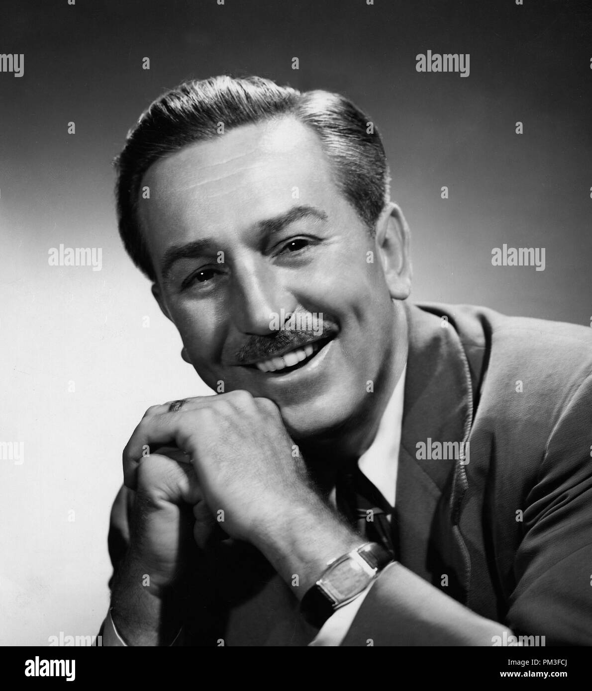 WALT DISNEY ANIMATOR (1957 Stock Photo - Alamy