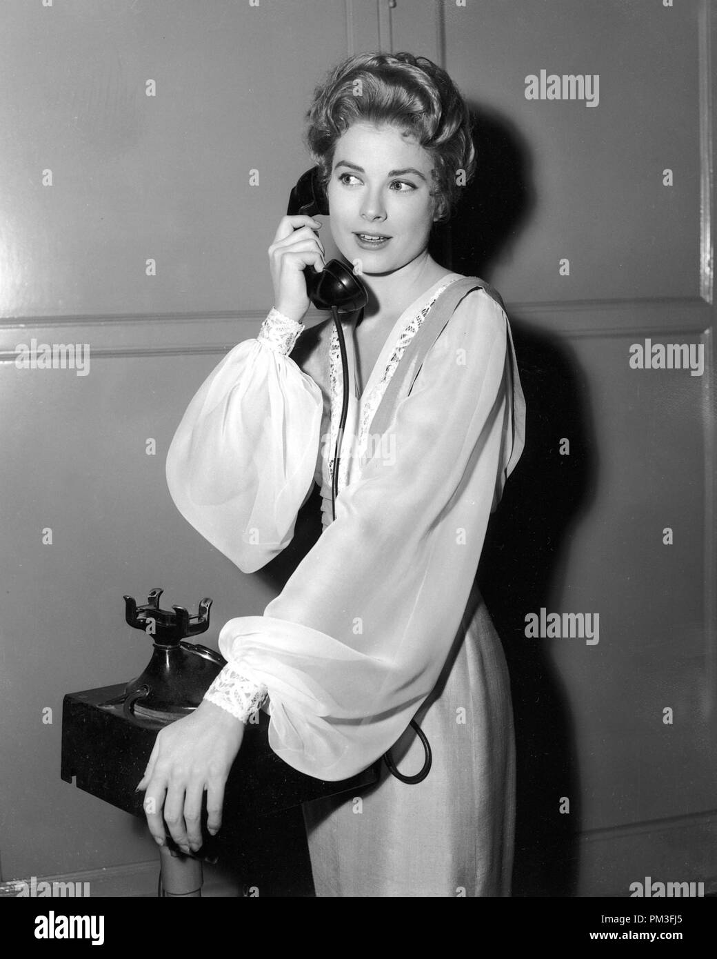 Studio Publicity Still: 'The Swan'   Grace Kelly, 1956.   File Reference # 30732 1192THA Stock Photo