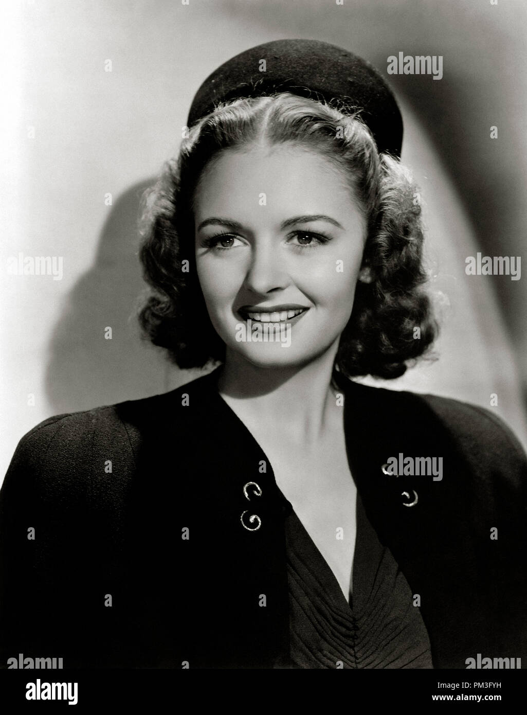 Donna reed 1942 hi-res stock photography and images - Alamy